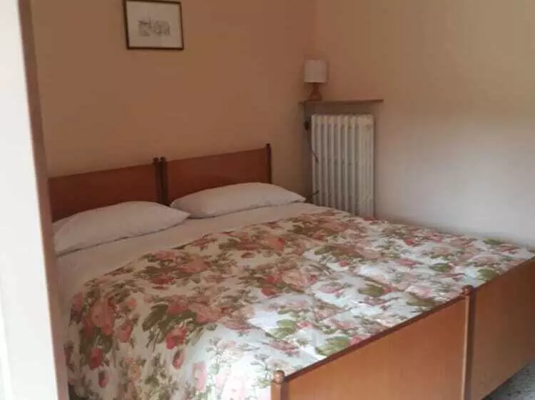 Aamiaismajoitus (B&B) Alloggio Taddei