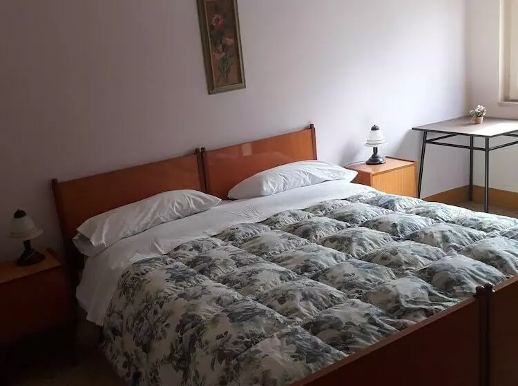 Aamiaismajoitus (B&B) Alloggio Taddei