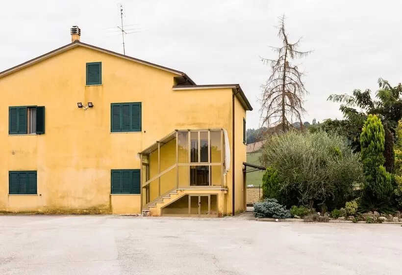 ベッドアンドブレックファースト Il Casale Di Nonno Guido