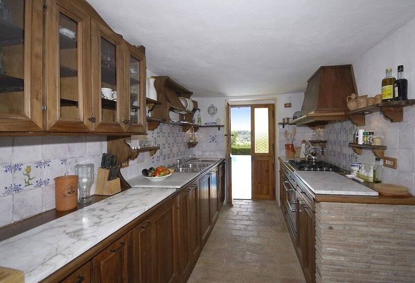 簡易ホテル Il Casale Di Max