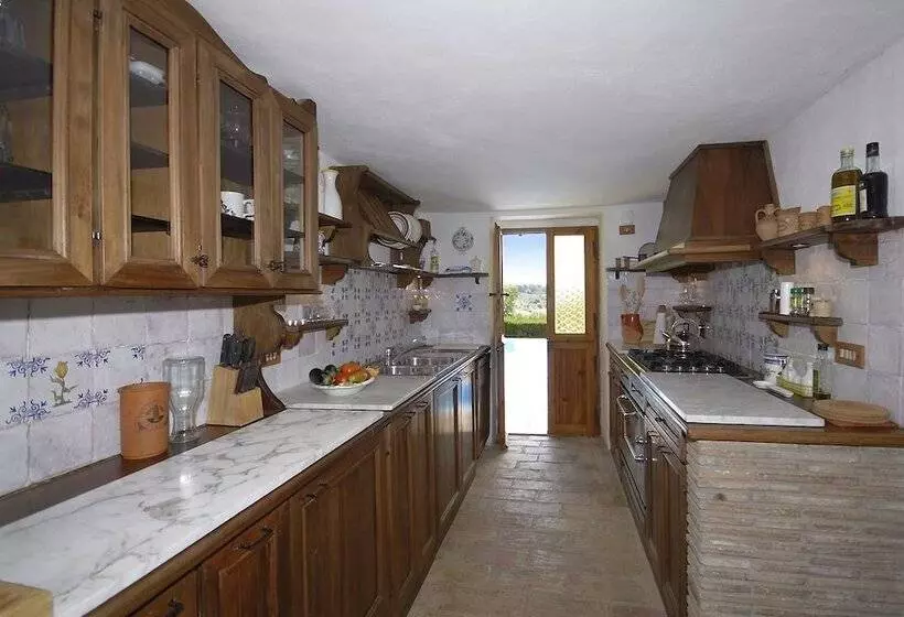 簡易ホテル Il Casale Di Max