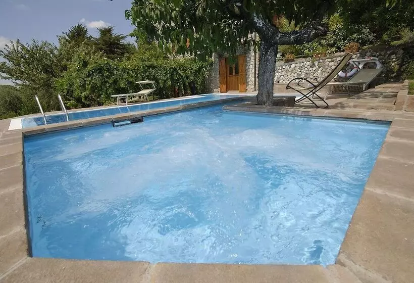 簡易ホテル Il Casale Di Max