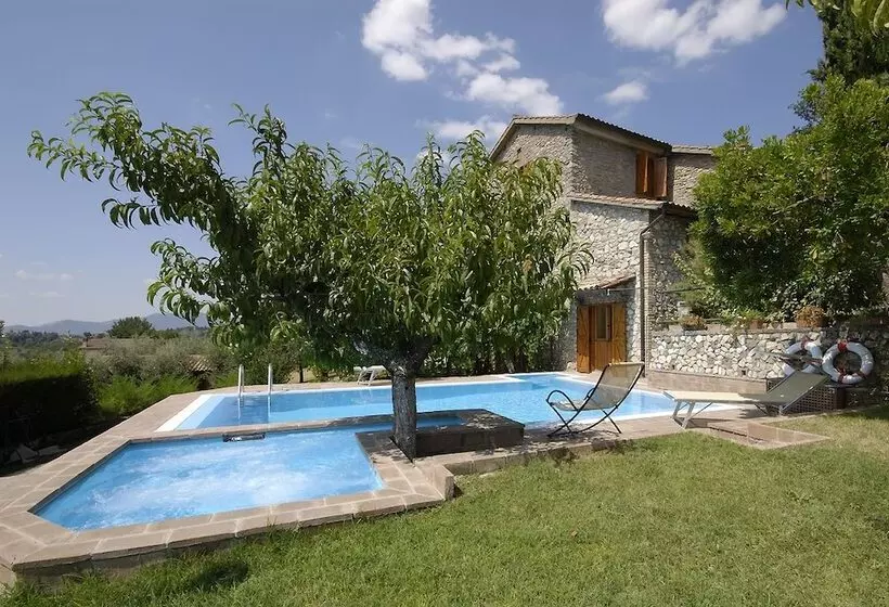 簡易ホテル Il Casale Di Max