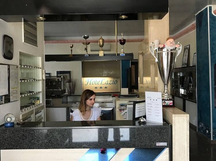 فندق Ristorante Lazio