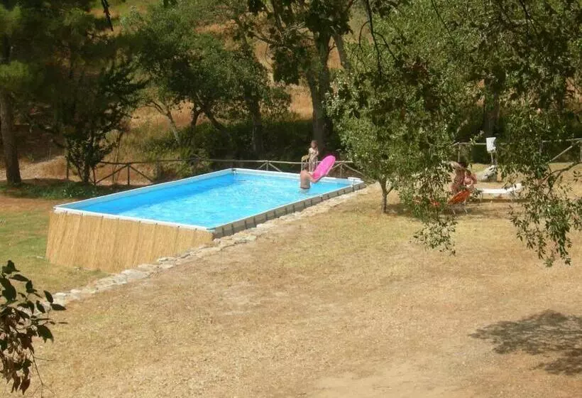 Maaseutuhotelli Agriturismo Poggio Macinaio