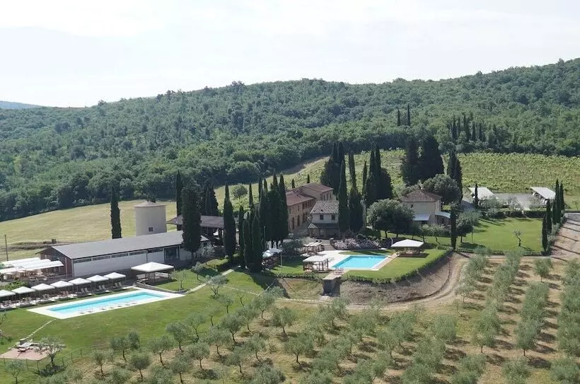 Maaseutuhotelli Borgo Iesolana