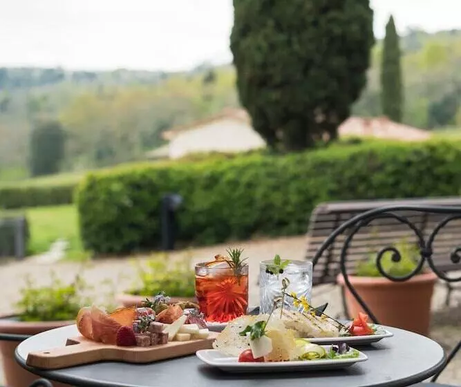 Maaseutuhotelli Borgo Iesolana
