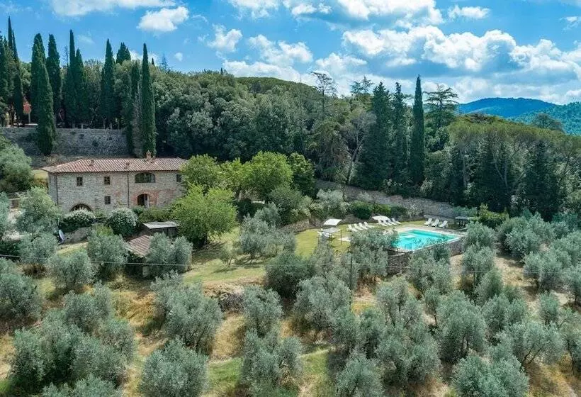 Maaseutuhotelli Tenuta La Pieve Casale Il Giglio