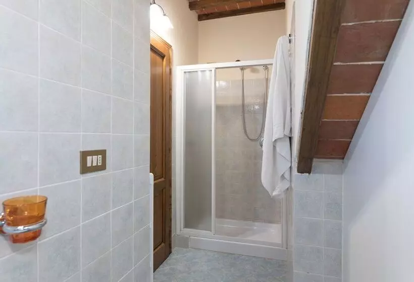 Maaseutuhotelli Tenuta La Pieve Casale Il Giglio