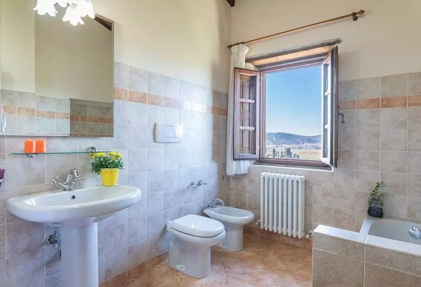 Maaseutuhotelli Tenuta La Pieve Casale Il Giglio