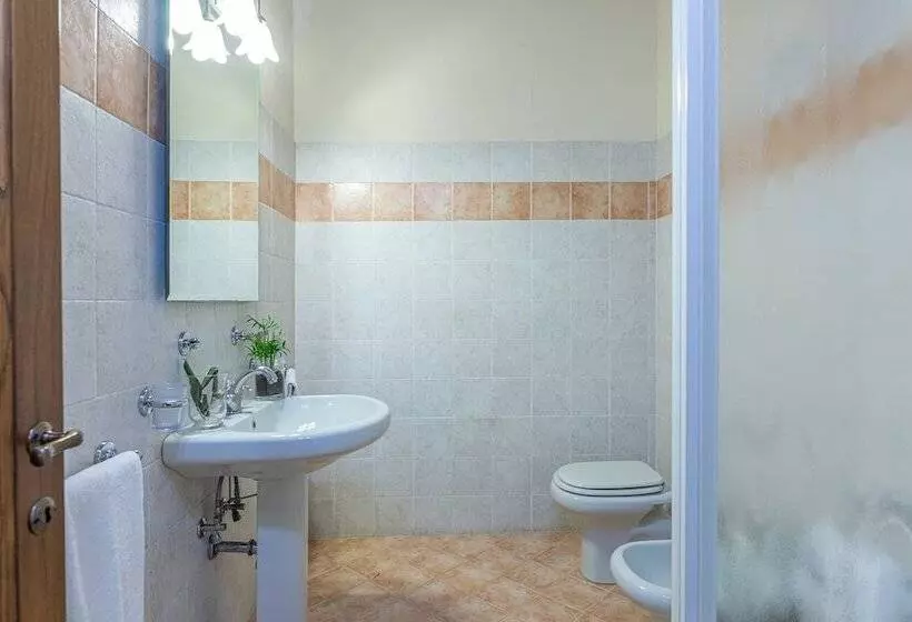 Maaseutuhotelli Tenuta La Pieve Casale Il Giglio