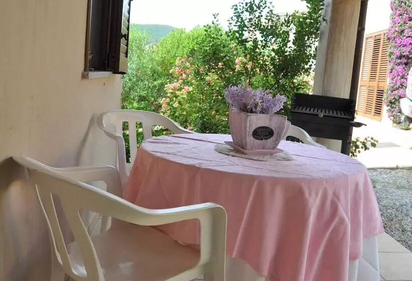 ペンション Affittacamere Sa Bratza Vacanze