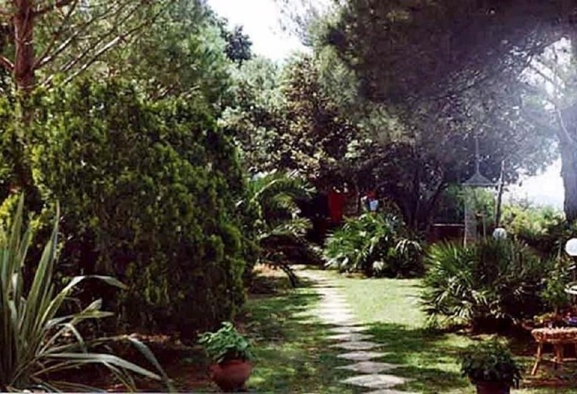 بنسيون Villino Sabiana