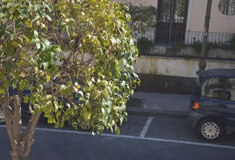 B&b Vicolo Del Chiostro