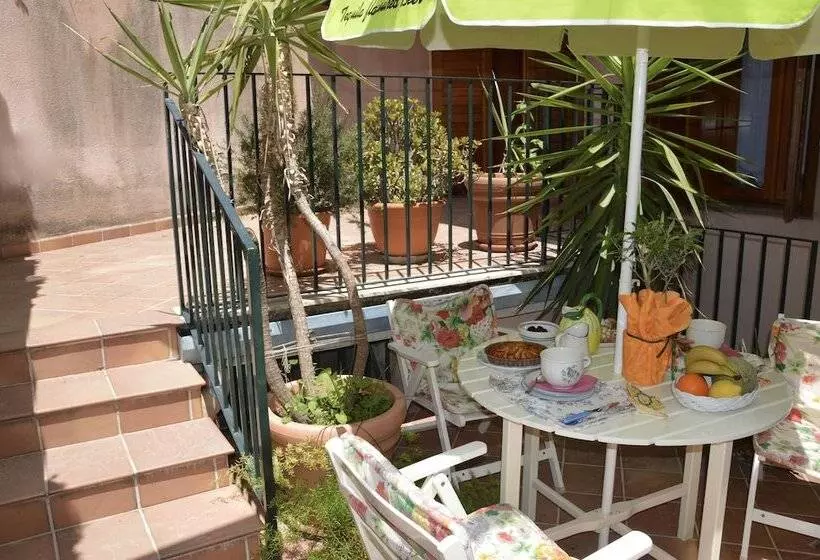 B&b Vicolo Del Chiostro