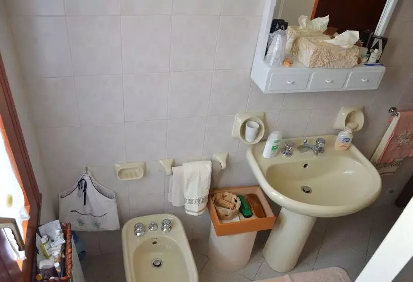 B&b Vicolo Del Chiostro