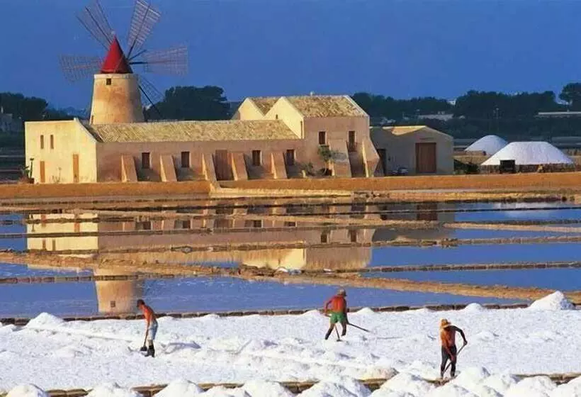 Aamiaismajoitus (B&B) Eolo