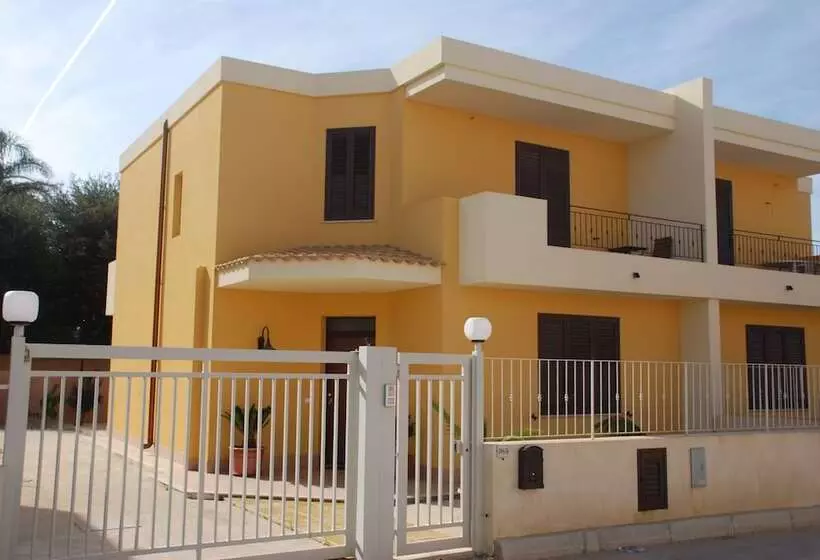 Aamiaismajoitus (B&B) Eolo