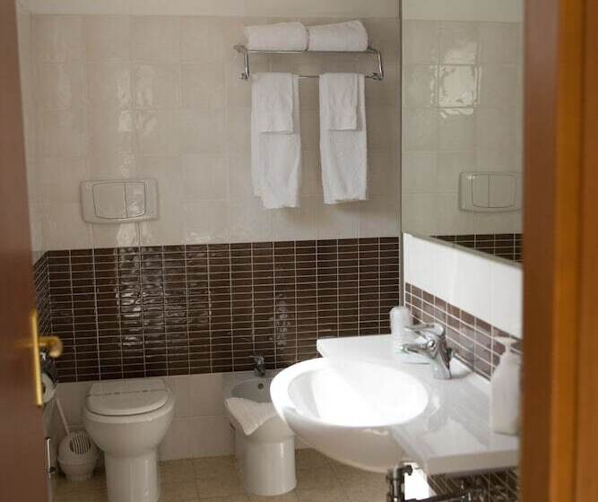 فندق فئة نجمة واحدة Altavilla