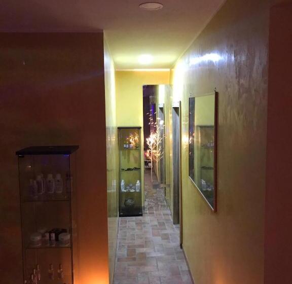 فندق فئة نجمة واحدة Altavilla