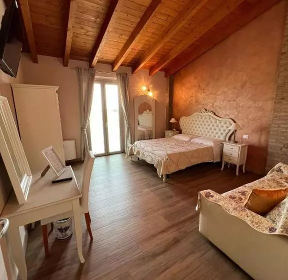 田舎風ホテル Agriturismo Le Fontanelle Da Valente