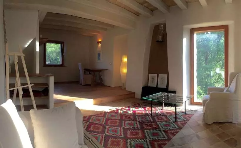 田舎風ホテル Le Case Della Buca Agriturismo Ed Agricampeggio