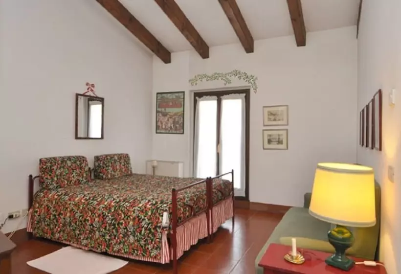 田舎風ホテル Ricci Curbastro Agriturismo
