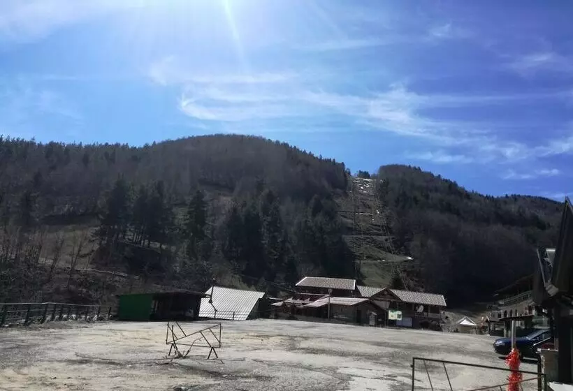 National Park Hotel & Spa