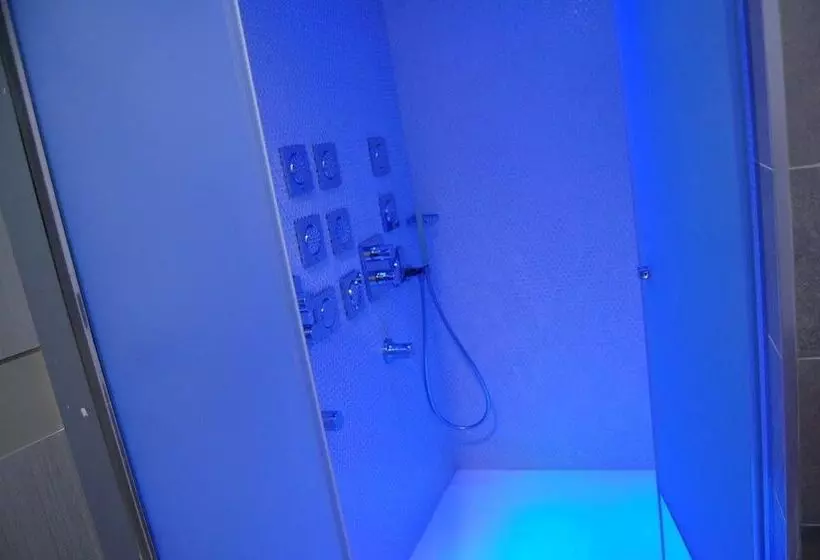 National Park Hotel & Spa