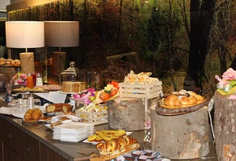 National Park Hotel & Spa