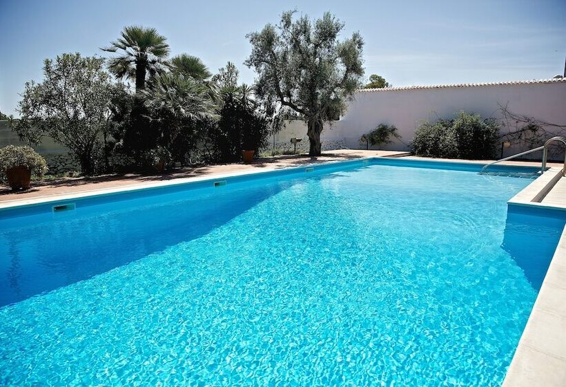 פנסיון La Serra  Villa De Bonis