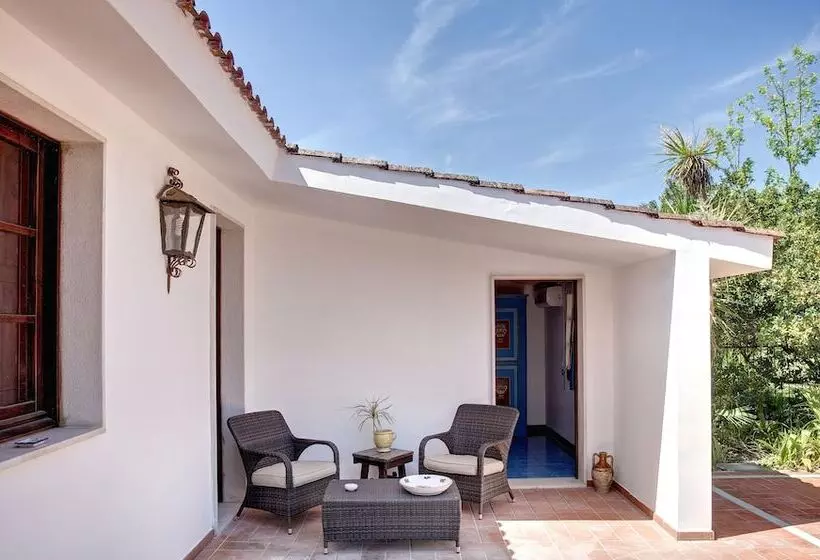 Majatalo La Serra  Villa De Bonis