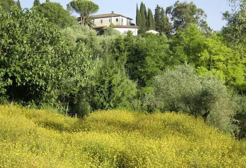 Hotelli Albergo Montechiari