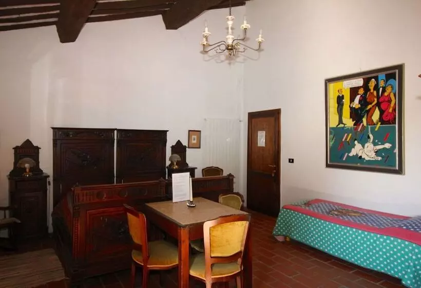 Hotelli Albergo Montechiari