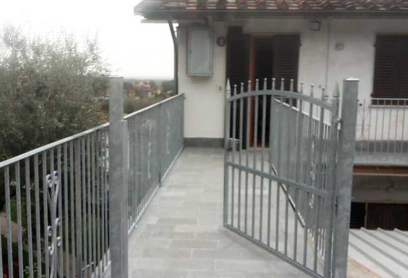 Pension (Hôtel basse catégorie) Gessy S