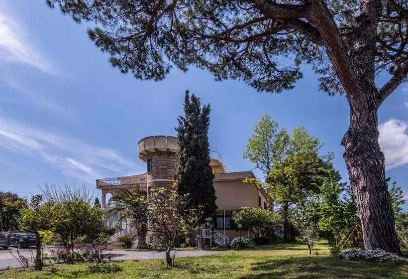 Torremerlata B&b