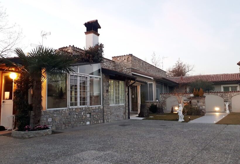 ベッドアンドブレックファースト Giada