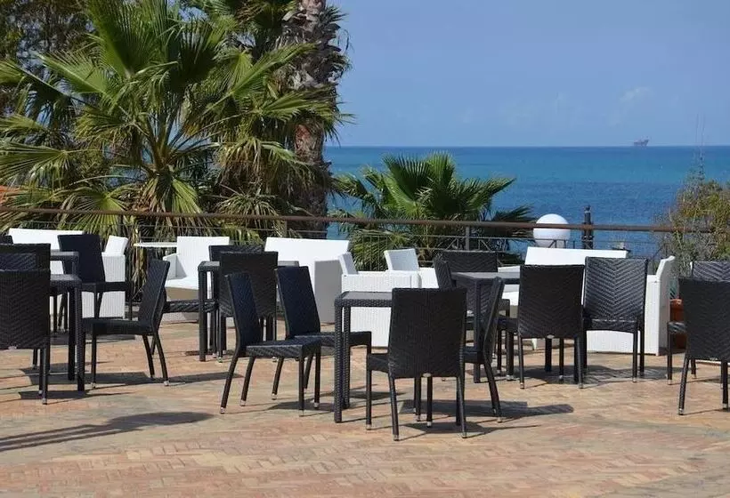 مسافرخانه Cicasub