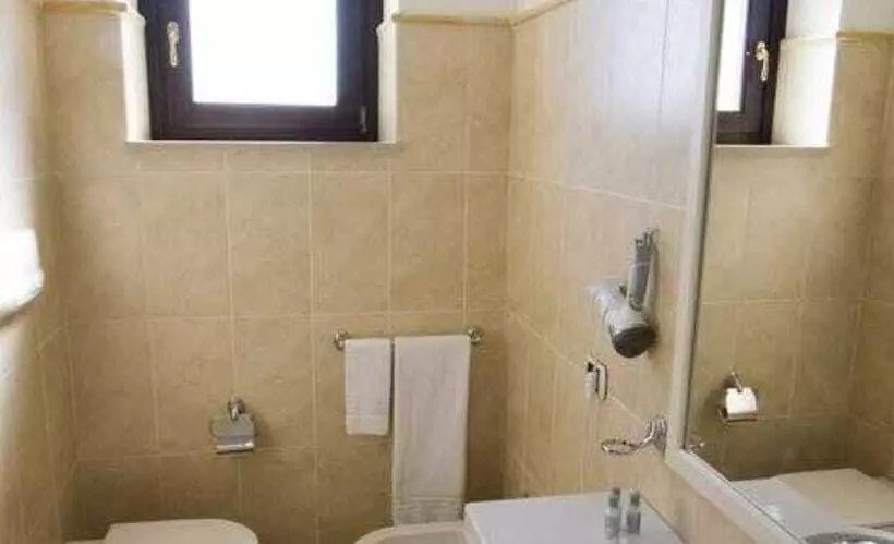 مسافرخانه Cicasub