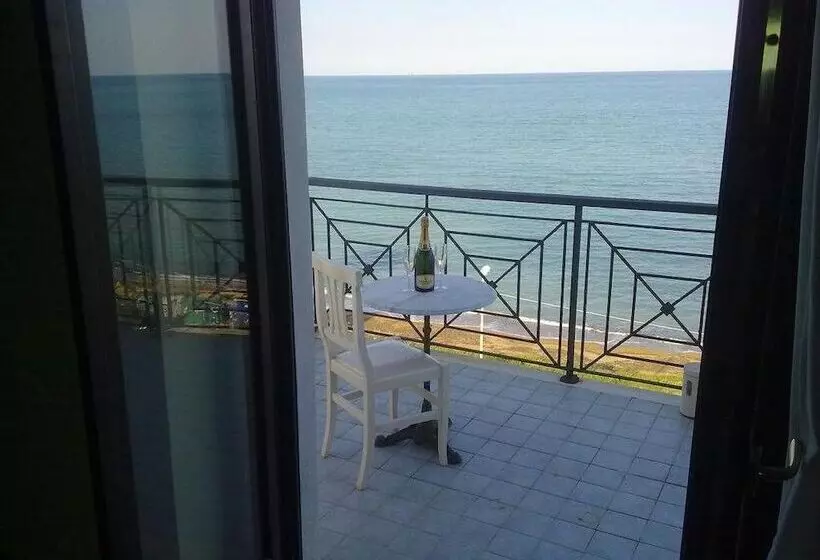 مسافرخانه Cicasub