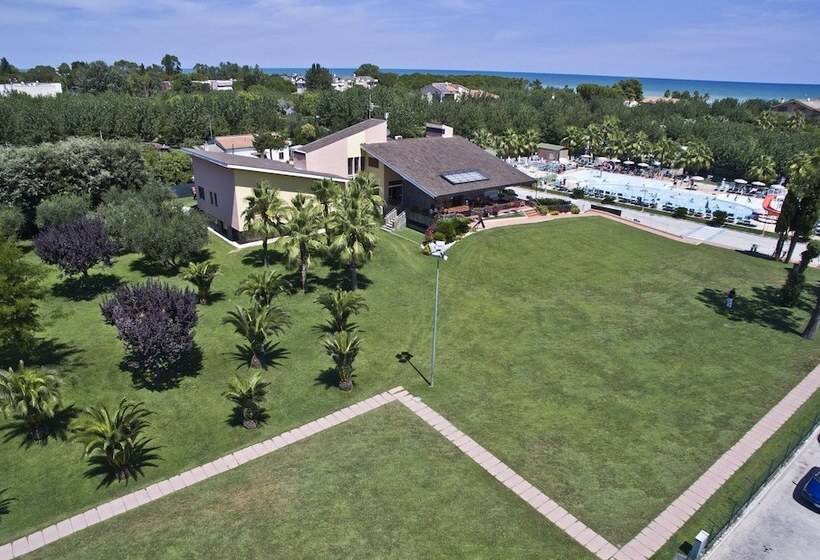 Отель Don Antonio Glamping Village