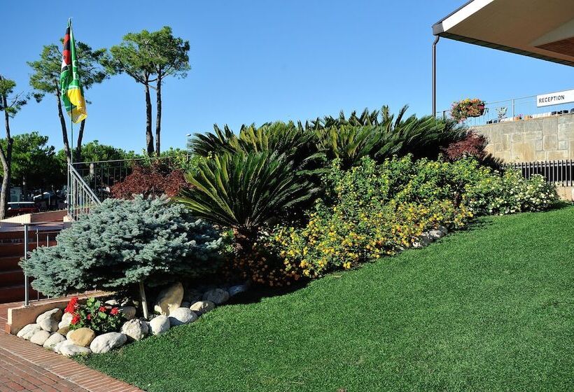 Отель Don Antonio Glamping Village