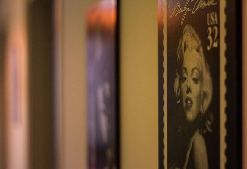 تختخواب و صبحانه Amici Miei Rooms