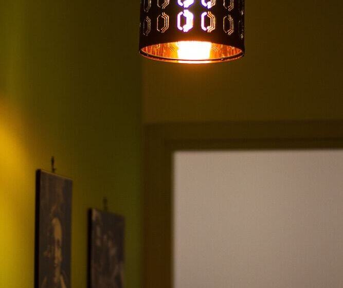 تختخواب و صبحانه Amici Miei Rooms