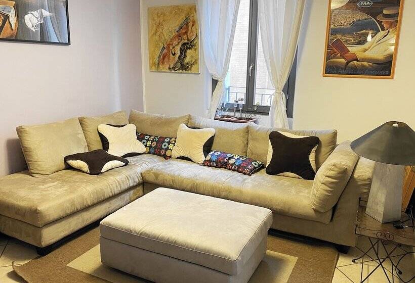 تختخواب و صبحانه Amici Miei Rooms