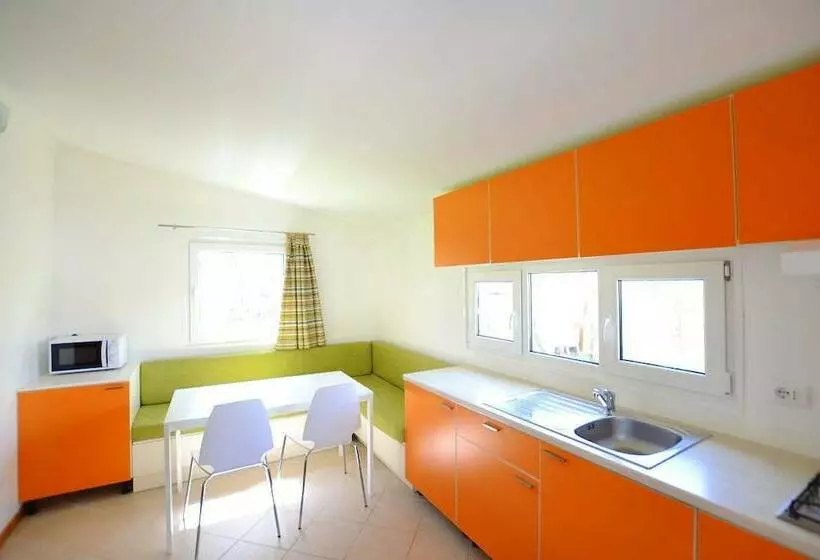 Hotelli Camping Le Palme