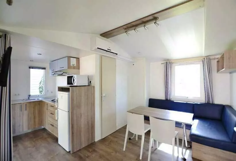 Hotelli Camping Le Palme