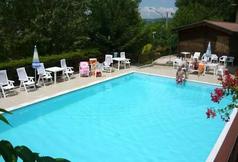 Maaseutuhotelli Agriturismo Le Francesche