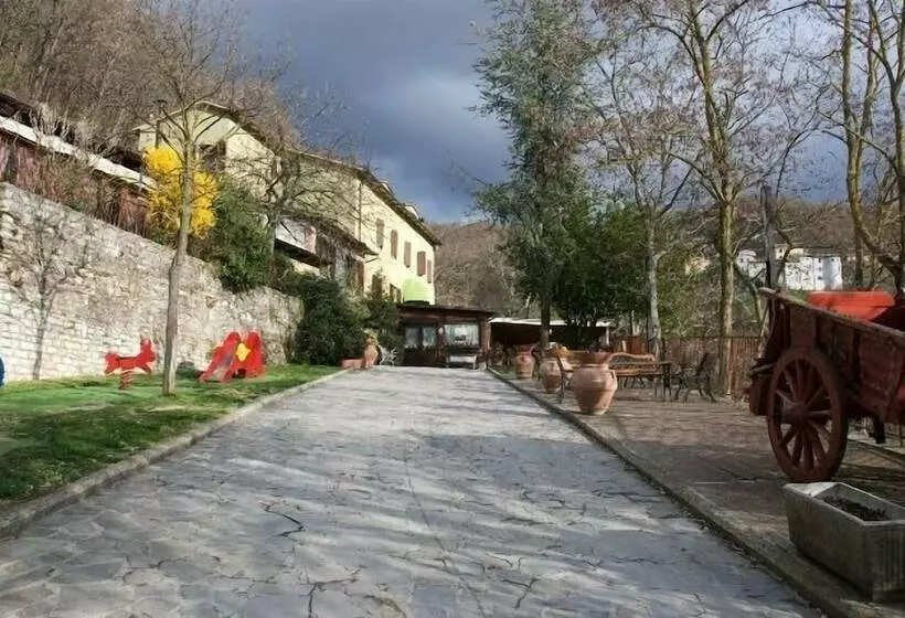 Maaseutuhotelli Agriturismo Le Francesche