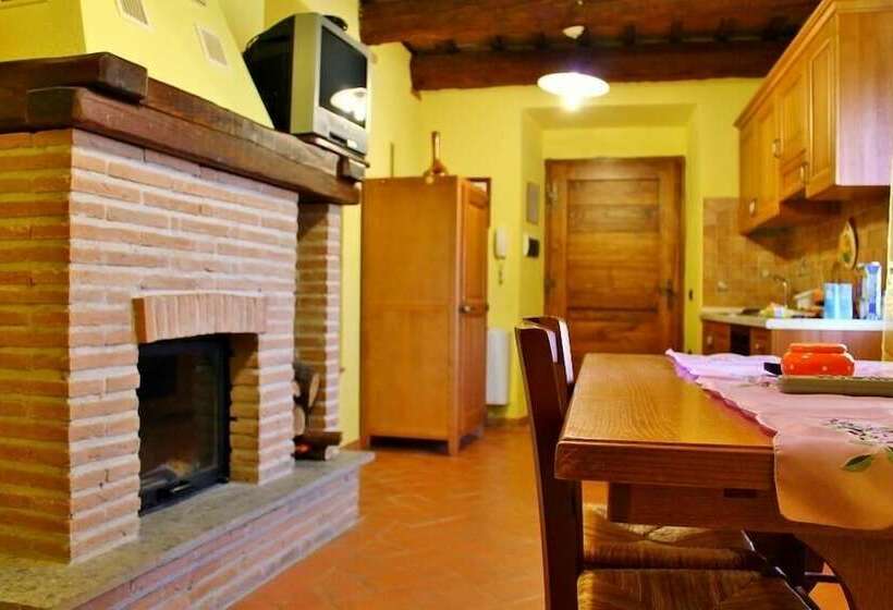 교외 호텔 Agriturismo Podere Casano